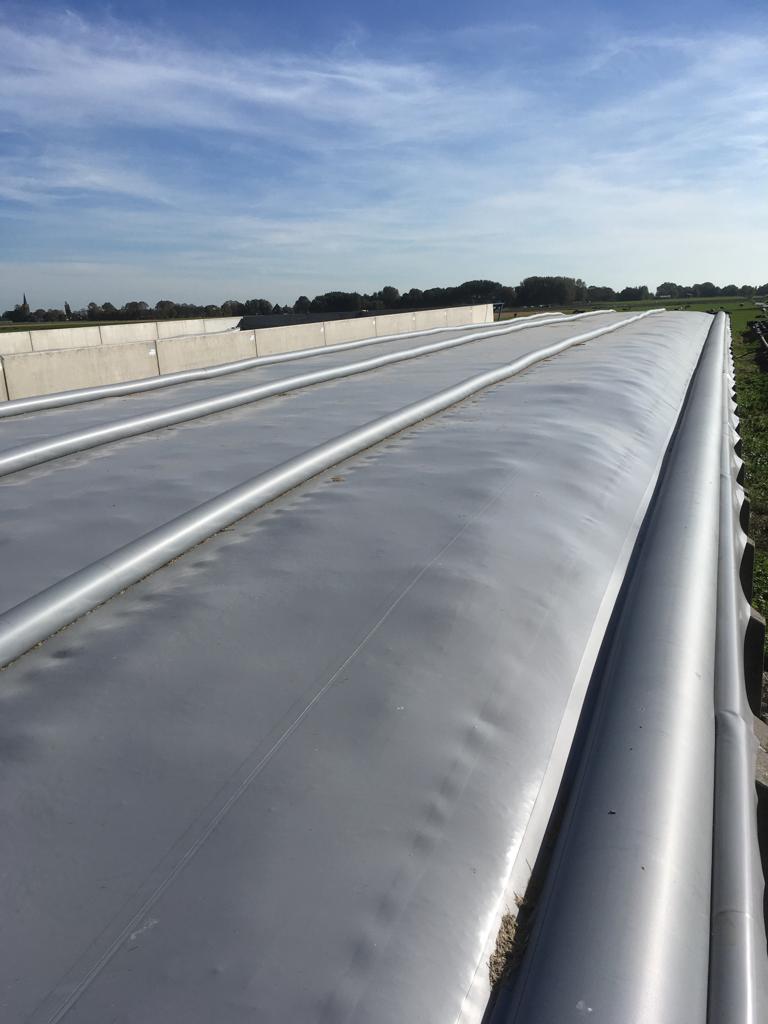 Kuil afdekkleed met waterslurven Kornet Beton Kuil afdekkleed met waterslurven