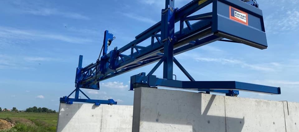 Kornet sleufsilo afdekmachine