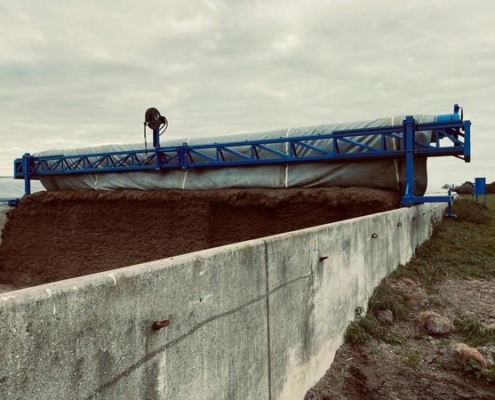 Sleufsilo afdekkleed prepareren Sleufsilo afdekkleed prepareren